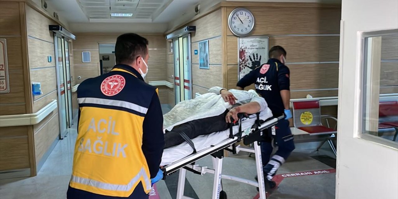 Karaman'da Silahlı Kadın Tartıştığı Erkeği Vurdu