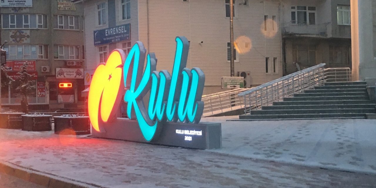 Kulu Güne Beyaz Örtüyle Uyandı
