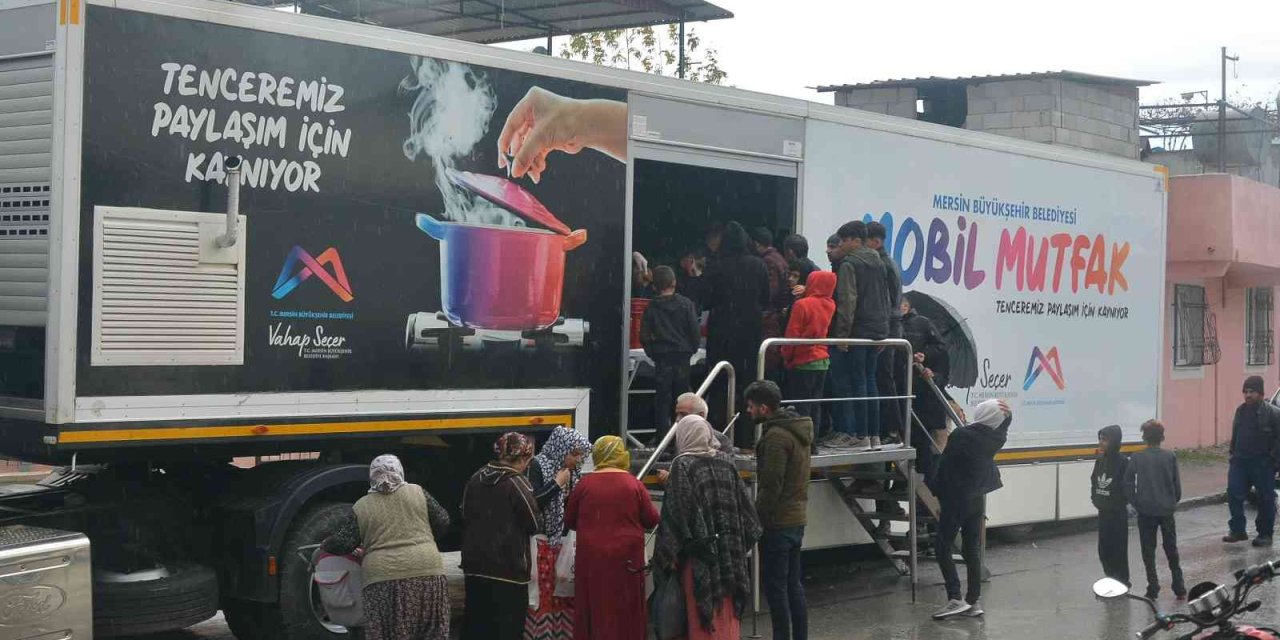 Tarsus’ta 11 Noktada Mahalle Mutfağı