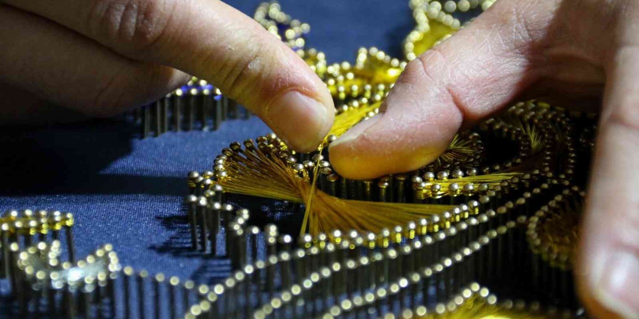 İki Buçuk Kilometrelik Bakır Telle ‘osmanlı Devlet Arması’