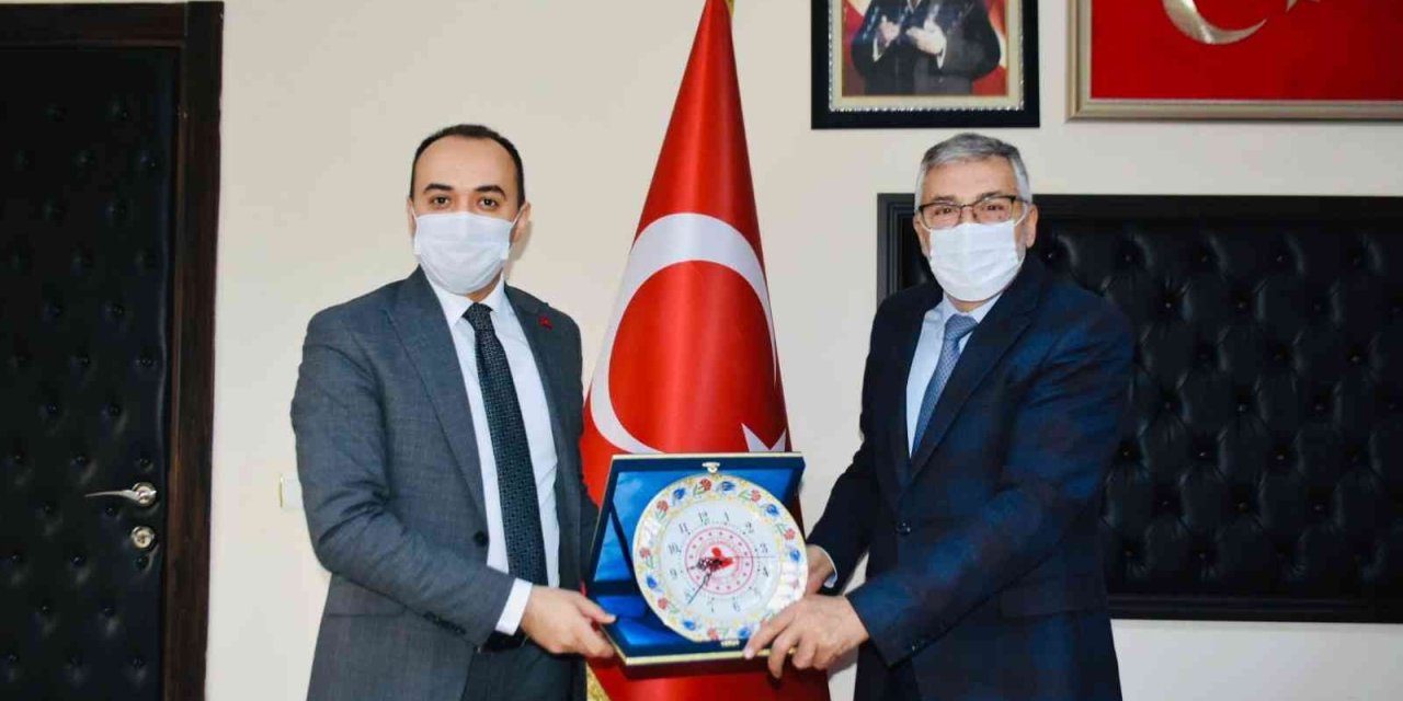 Kaymakam Pelvan’dan Başkan Bozkurt’a Ziyaret