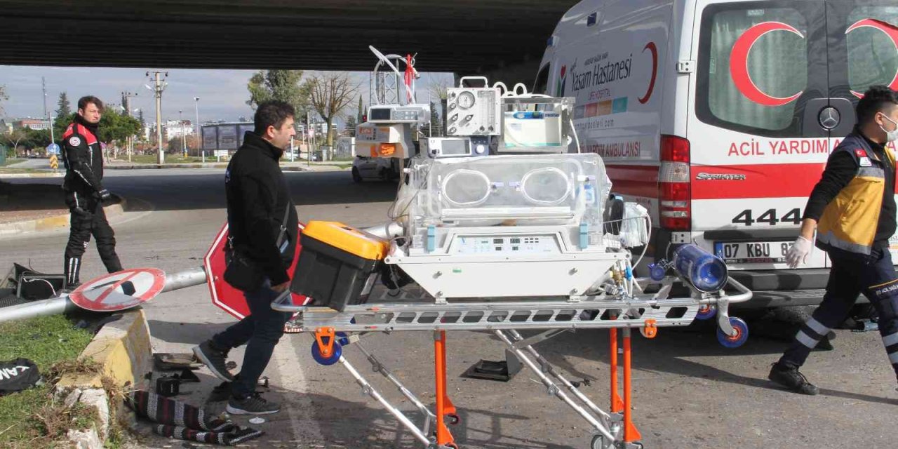 Bebek İçin Giderken Önlerinde Yaşanan Kazaya Müdahale Ettiler