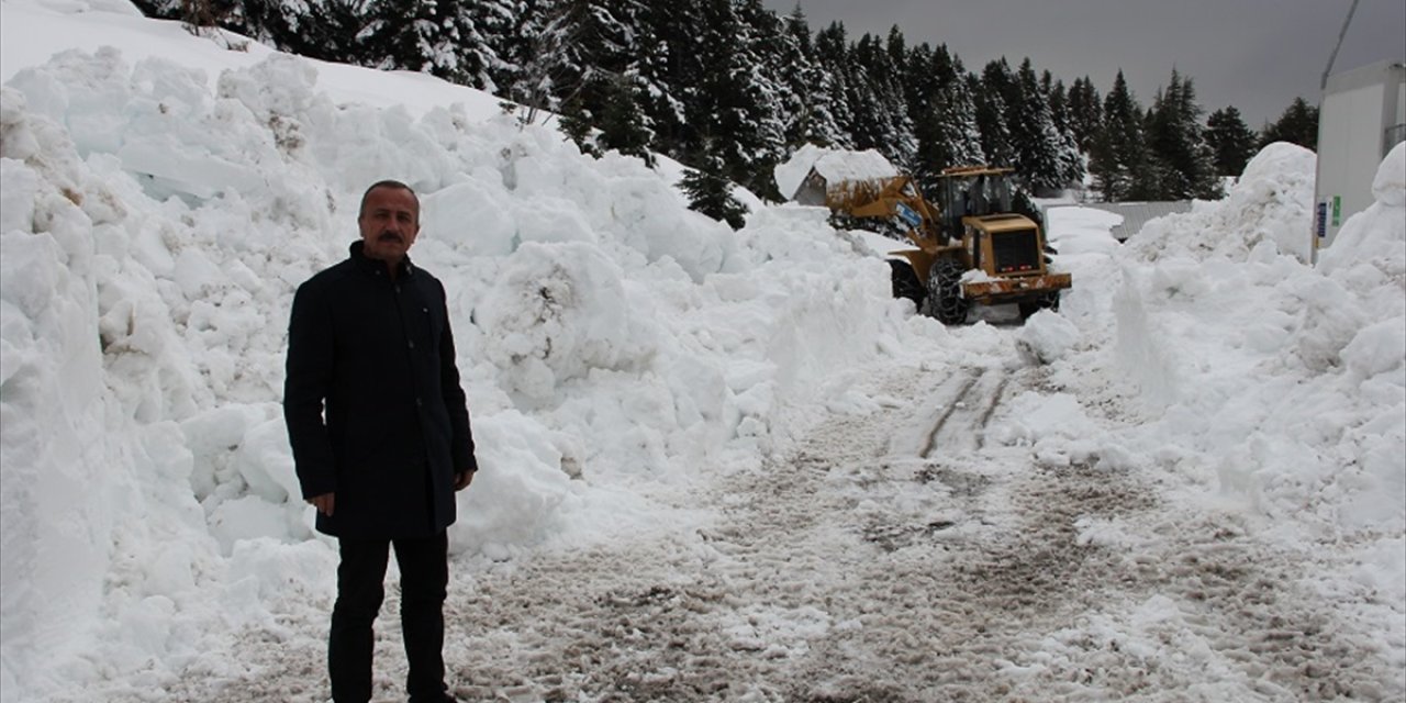 Yalıhüyük Gölcük Yaylasının Yolları Açıldı