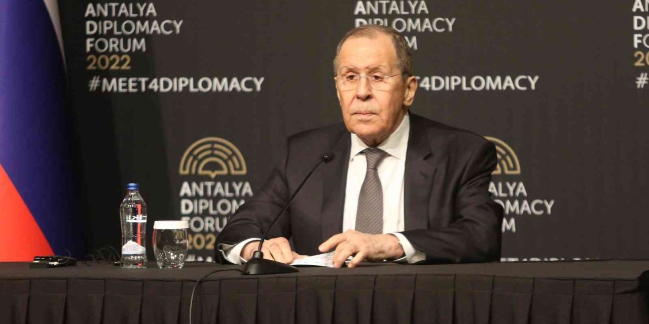 Lavrov: "Başkan Putin, Zelenskiy İle Görüşebilir, Temastan Kaçmaz"
