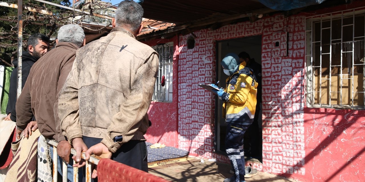 Antalya'da 2 Aylık Bebek Yatağında Ölü Bulundu