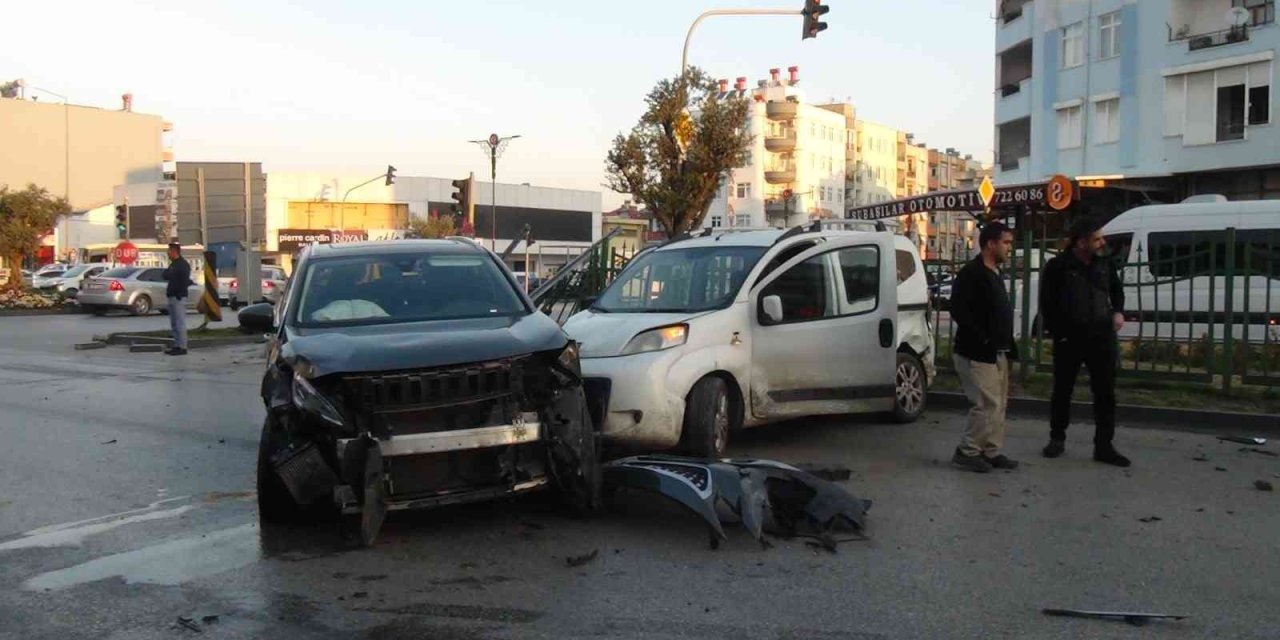 Üç Ayrı Kazada 3 Kişi Yaralandı