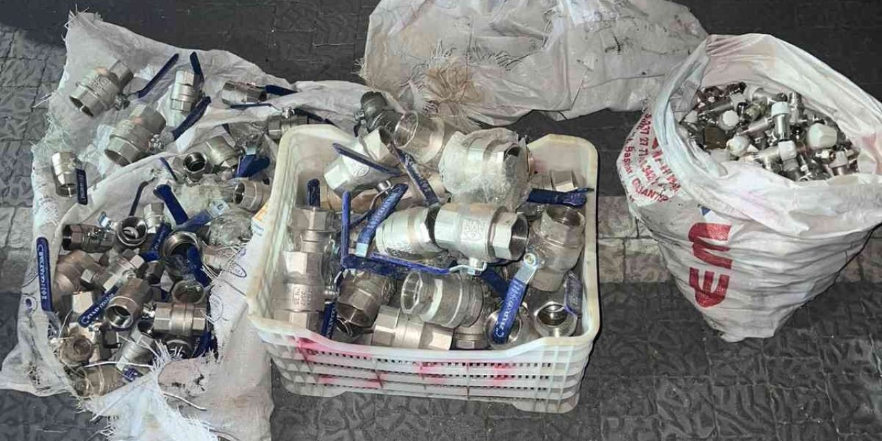 Cezaevi İnşaatından 100 Adet Su Vanası Çaldılar