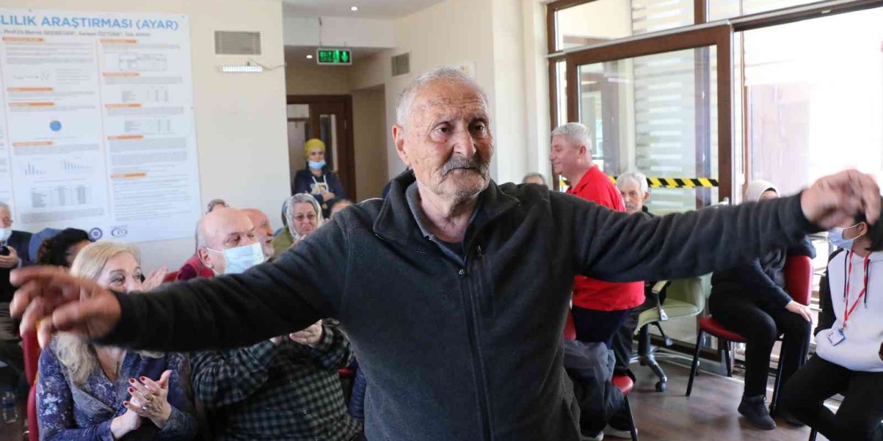 Mavi Ev Alzheimer Merkezi’nde Yaşlılar Haftası Konserle Kutlandı