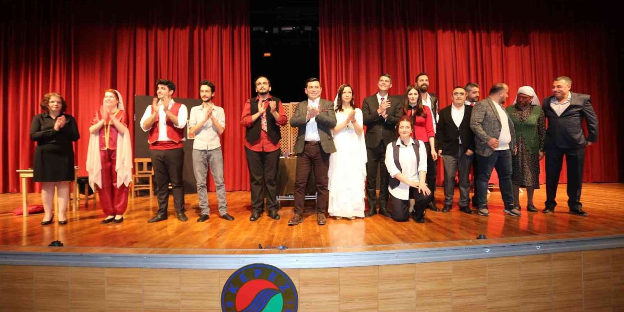 Antgiad Ve Kepez Belediyesi İş Birliği İle Tiyatro Oyunu