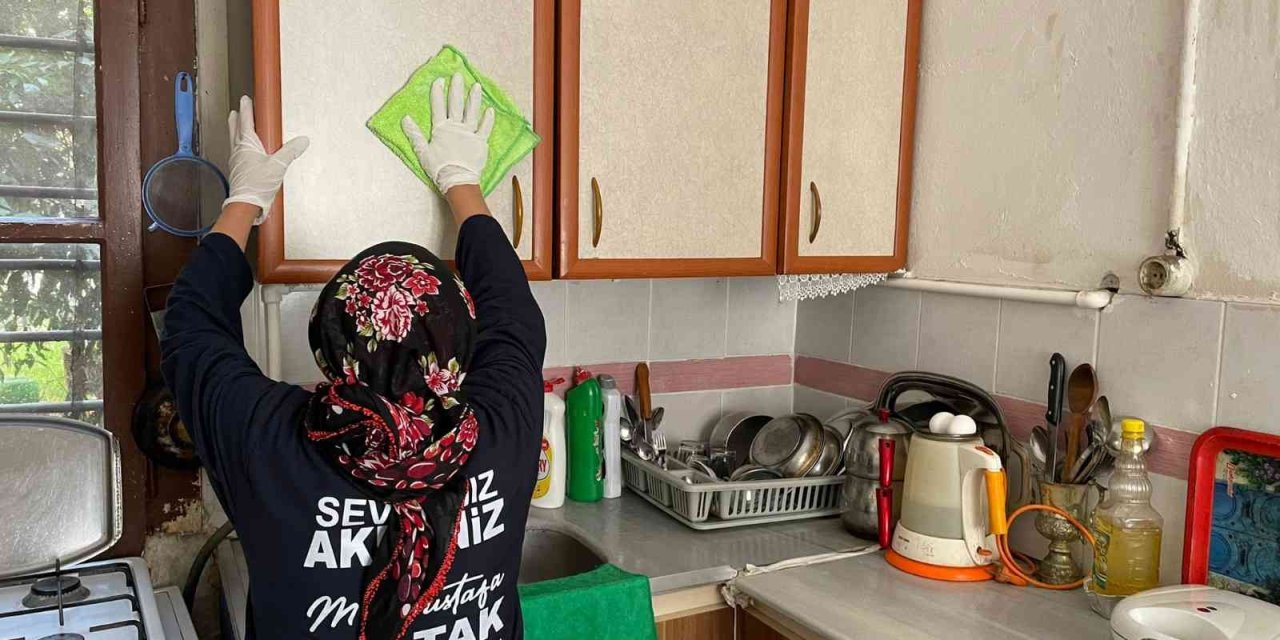 Evde Kişisel Bakım Ve Temizlik Hizmetiyle Binlerce Vatandaşa Ulaşıyorlar
