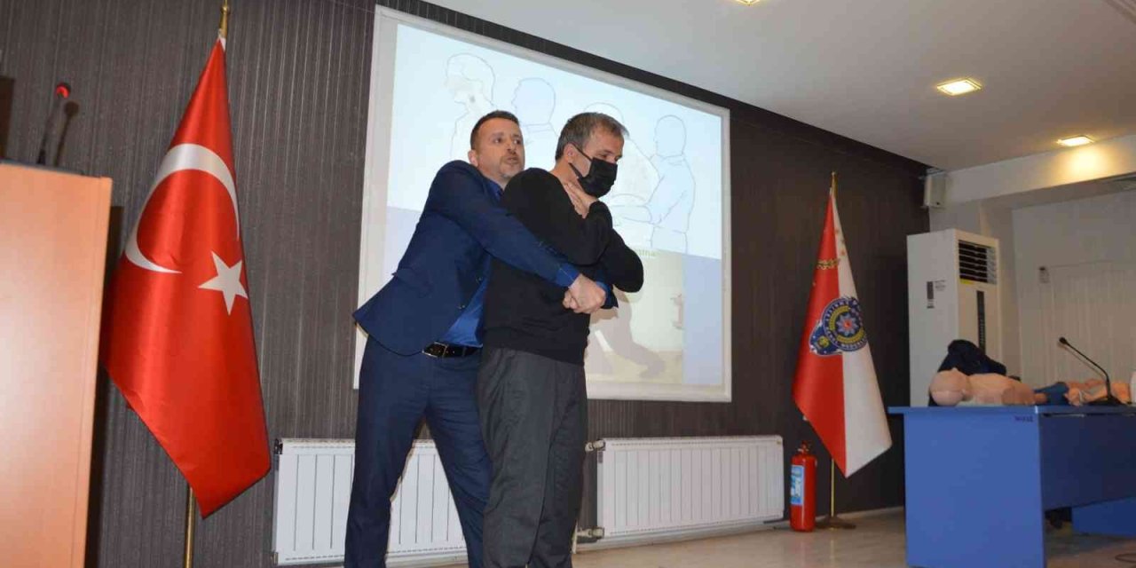 Emniyet Müdürlüğü Personeline Temel İlkyardım Eğitimi Verildi