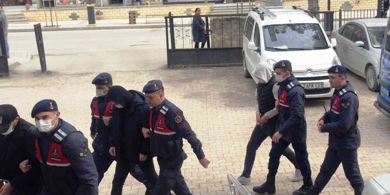 Sosyal Medya Dolandırıcılarına "Hayalet-2" Operasyonu: 8 Gözaltı