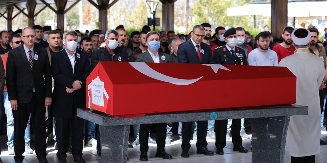 Uzman Onbaşı Aksaray'da Son Yolculuğuna Uğurlandı