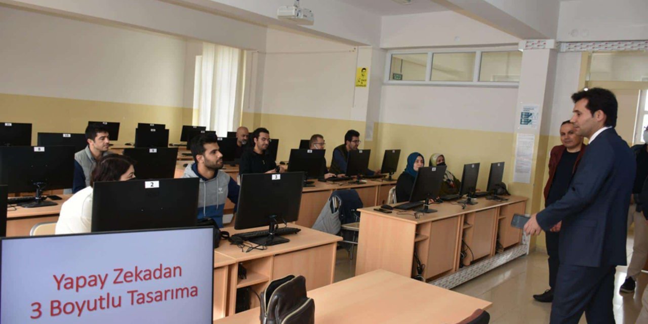 Karaman'da Öğretmenlere Yapay Zekâ ve 3 Boyutlu Yazıcı Eğitimi