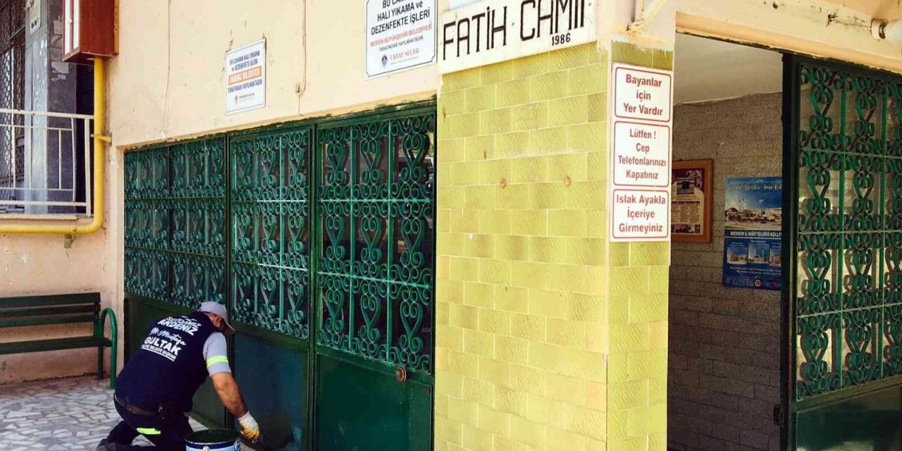 Akdeniz’de Sokaklar Ve Parklarda Bahar Çalışmaları