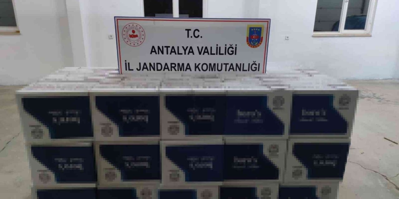 Kontrol Noktasında Durdurulan Kamyondan 500 Bin Adet Makaron Çıktı