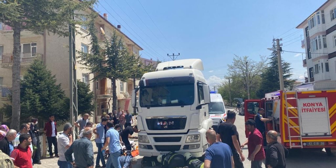 Tırın Altında Kalan Bisikletli Ağır Yaralandı