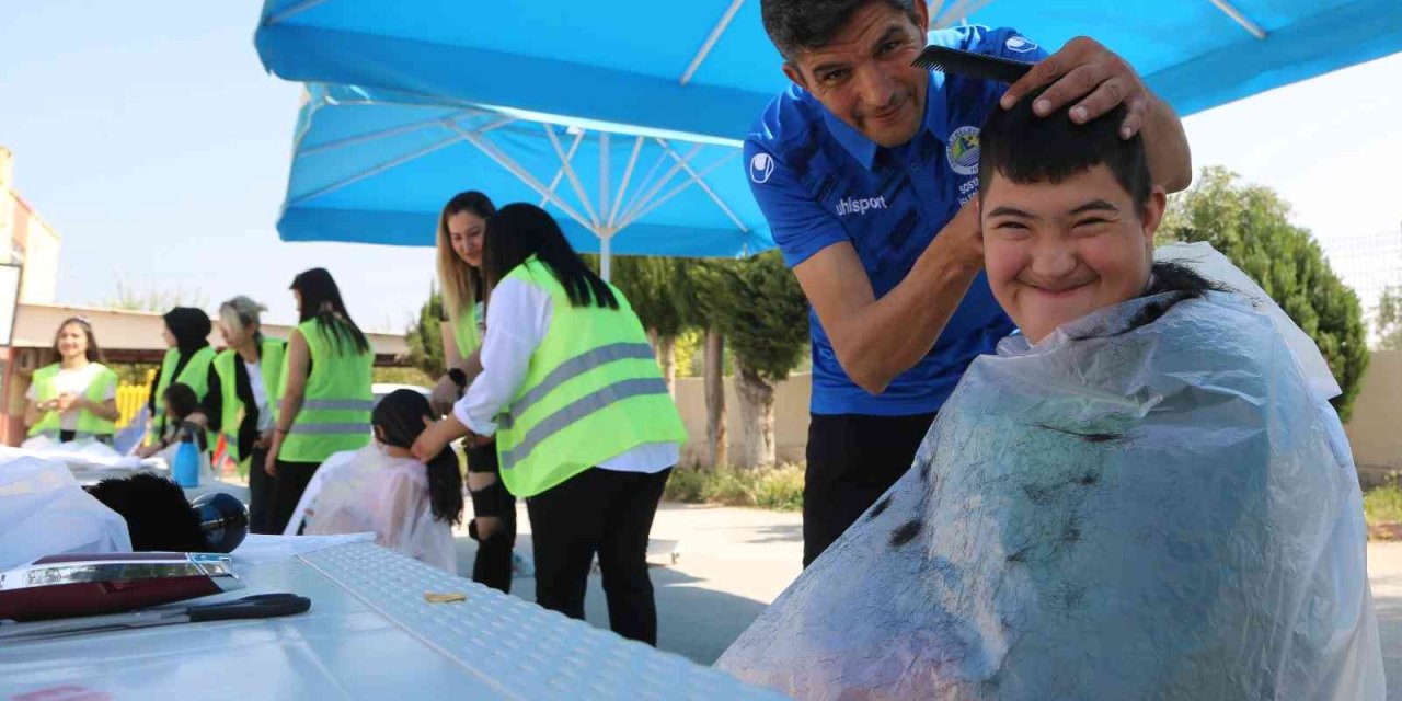 Mersin Erdemli’de Özel Çocuklara Bayram Tıraşı