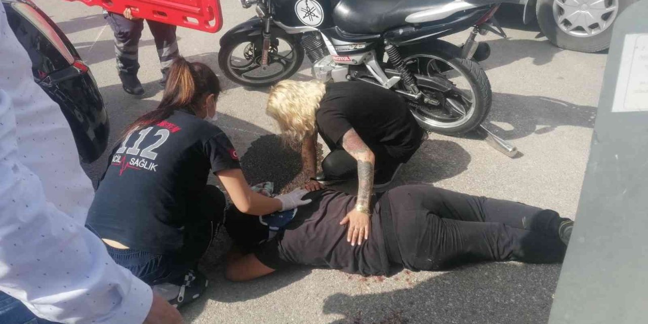 Manavgat’ta Motosiklet İle Kamyonet Çarpıştı: 2 Yaralı