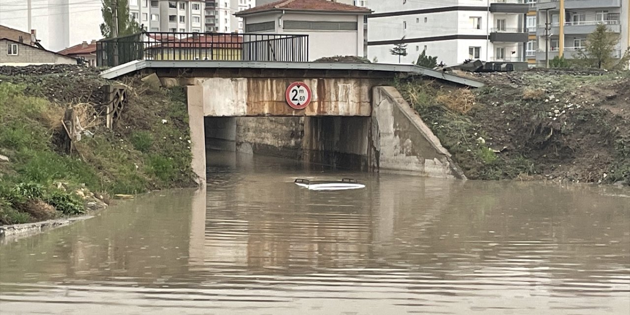Niğde'de Sağanak Etkili Oldu