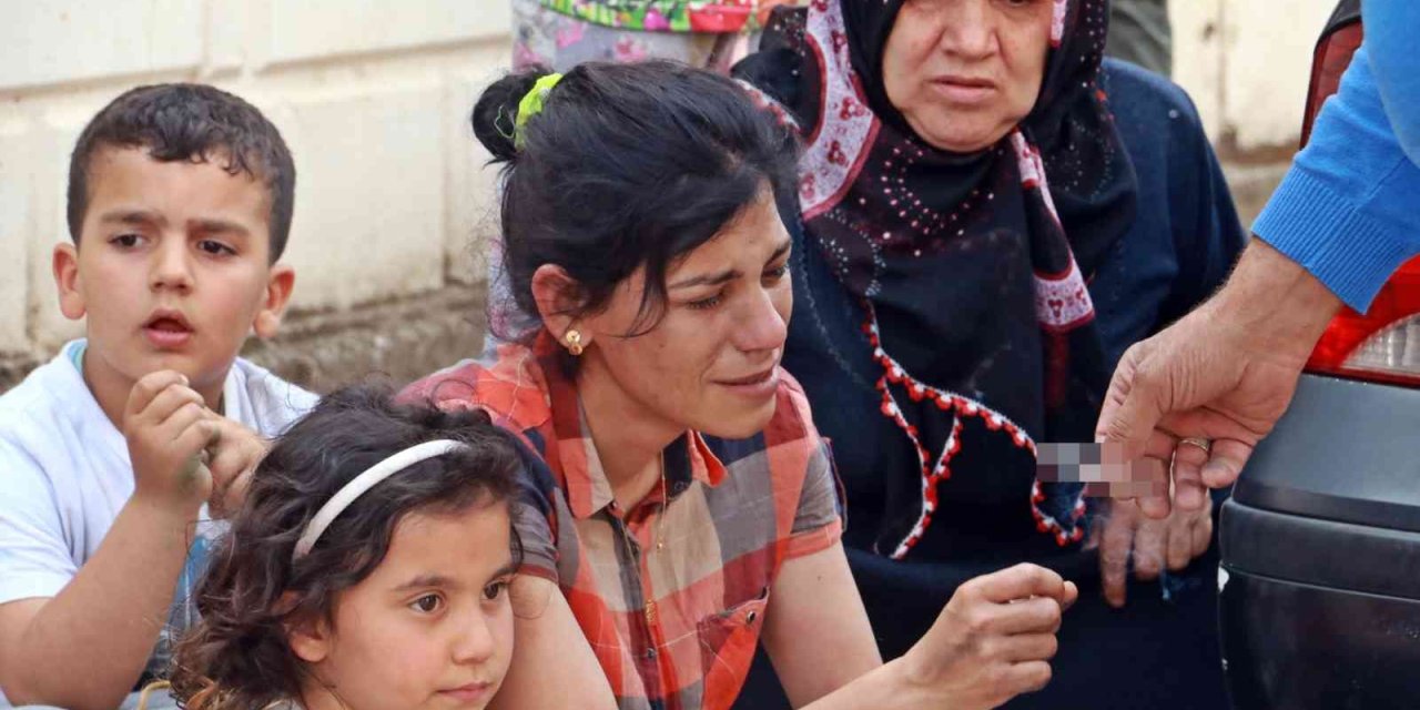 Yangında 2 Çocuğu Dumandan Etkilenen Anne Gözyaşlarını Tutamadı