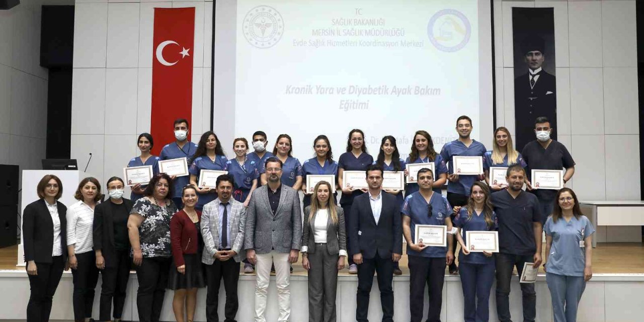 Büyükşehir Belediyesinin Evde Sağlık Ekibine ‘‘kronik Yara Ve Diyabetik Ayak Bakımı’ Eğitimi