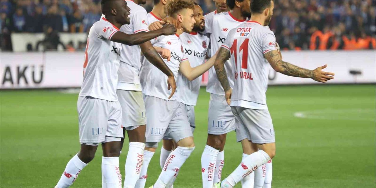 Antalyaspor’da Hedef Yenilmezlik Serisini 14’e Çıkarmak