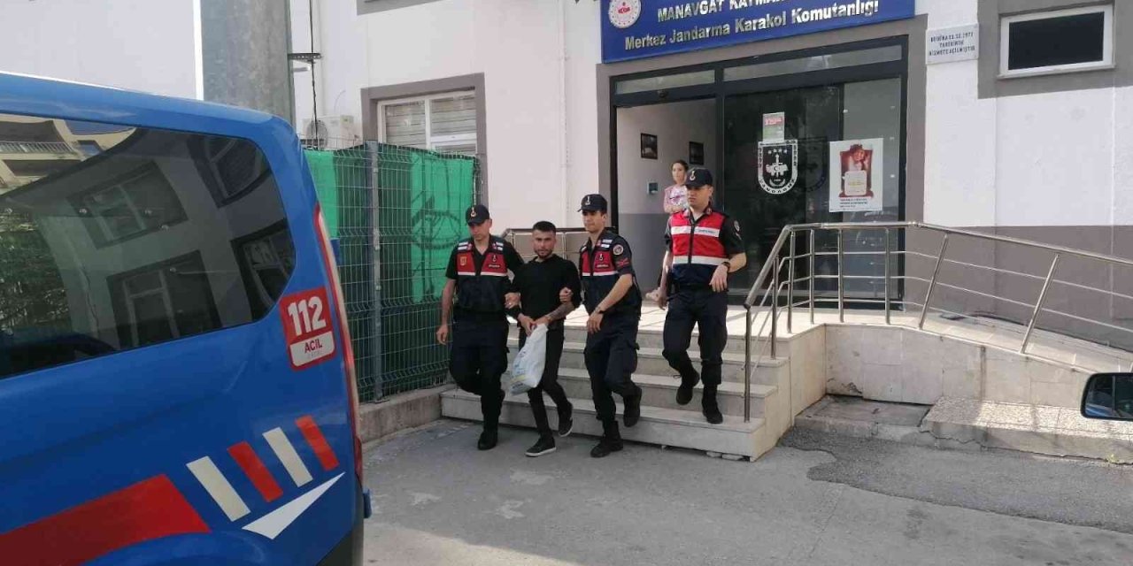 Çocuğa Cinsel İstismar Ve Hırsızlık Suçundan Hükümlü Cezaevi Firarisi Yakalandı