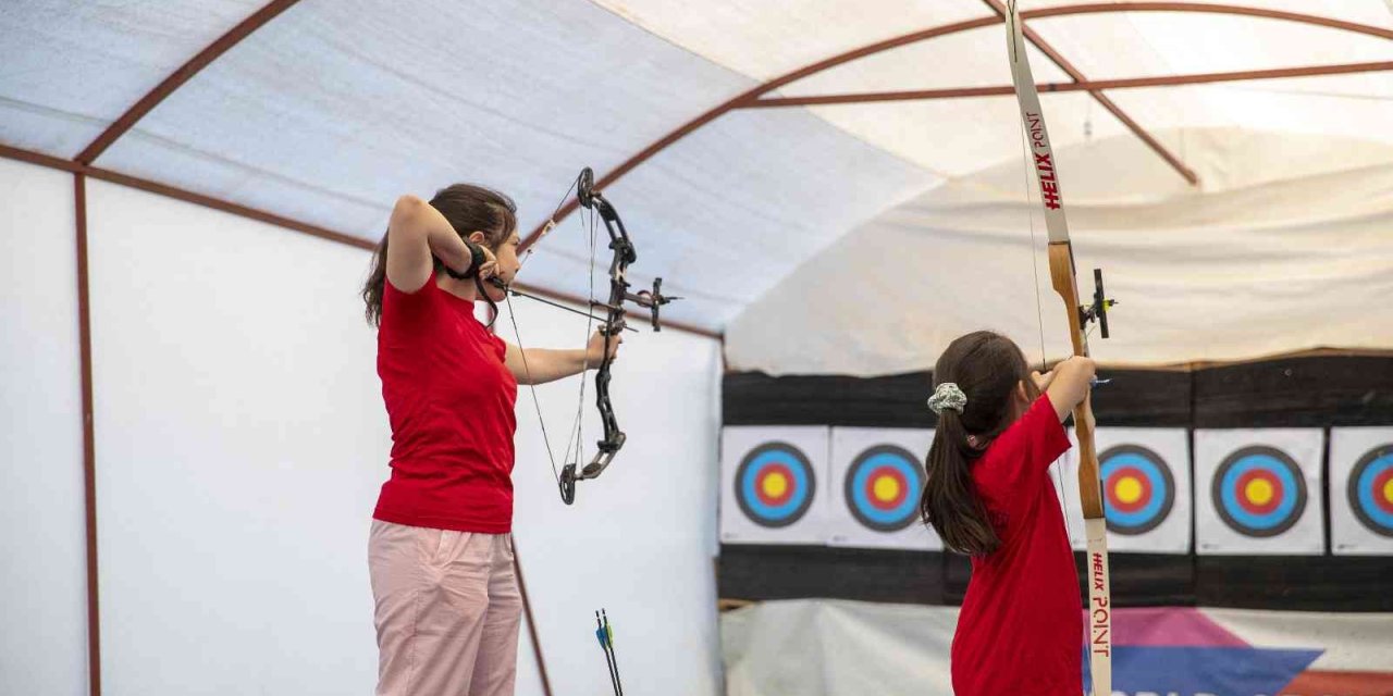 Büyükşehir Belediyesinin Ücretsiz Okçuluk Kursuna Kayıtlar Sürüyor