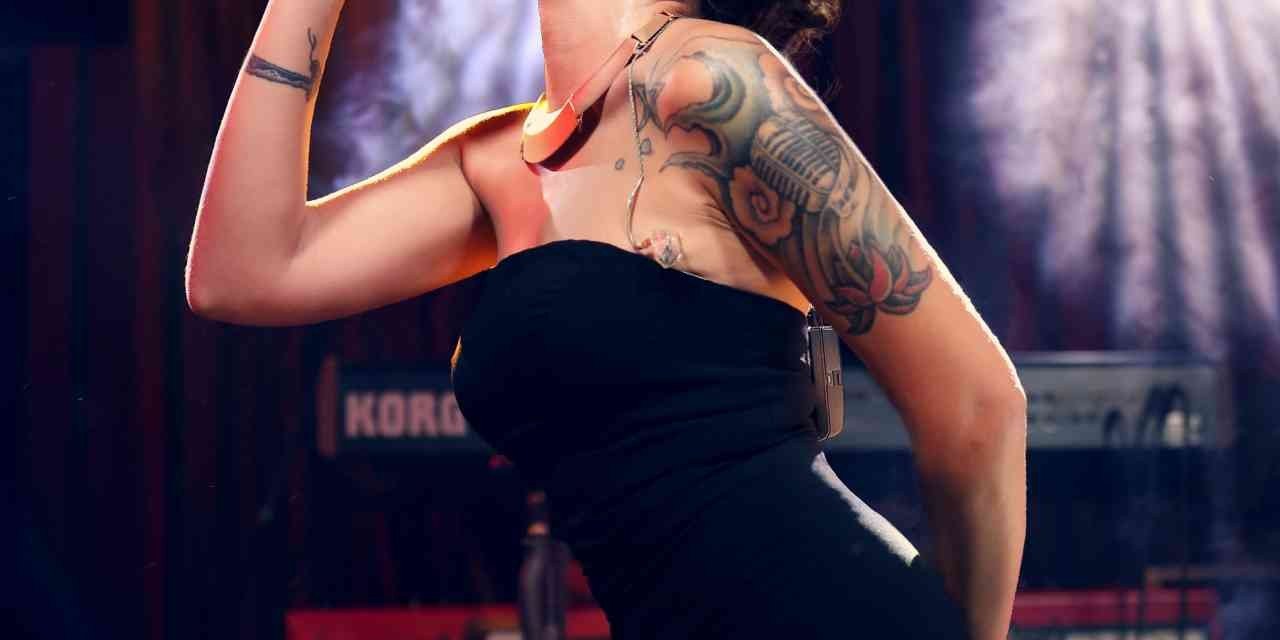 Melek Mosso, Festivalde Mersinli Hayranlarıyla Buluşacak