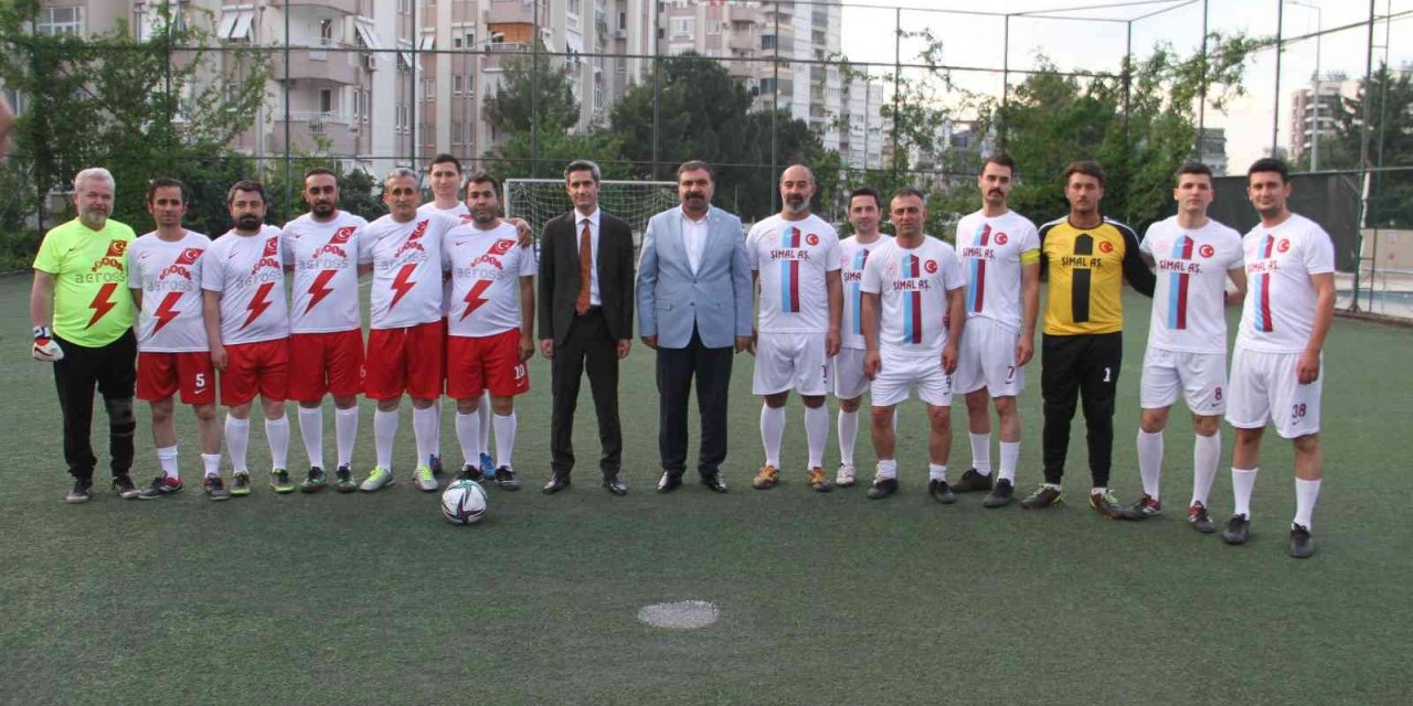 Sağlık Çalışanları Futbol Turnuvasında Buluştu