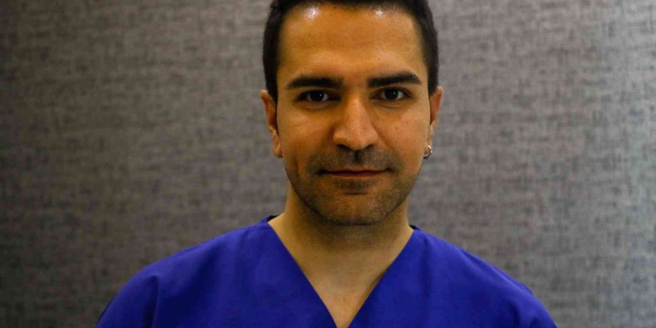 Op. Dr. Deniz Dilek: “piezo Bir Ameliyat Tekniği Değil, Ameliyatta Kullanılan Bir Cihaz”