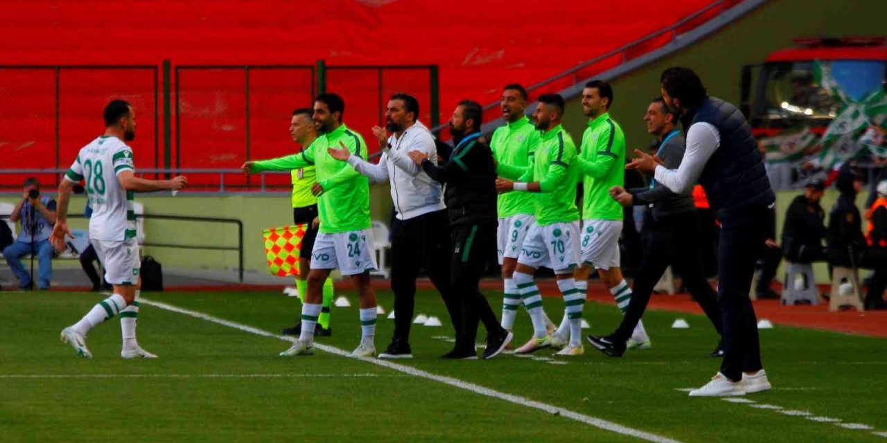 Spor Toto Süper Lig: Konyaspor: 1 - Hatayspor: 1 (ilk Yarı)