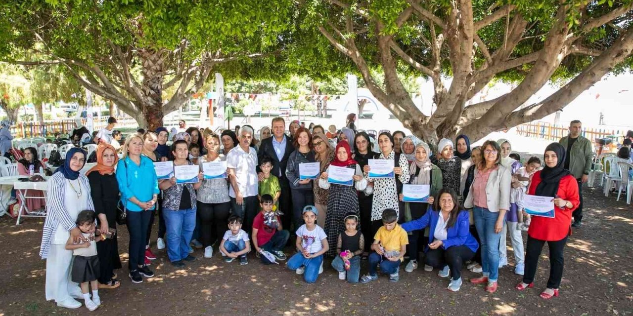 Evimiz Atölye Kursunu Tamamlayan Kadınlara Sertifikaları Verildi