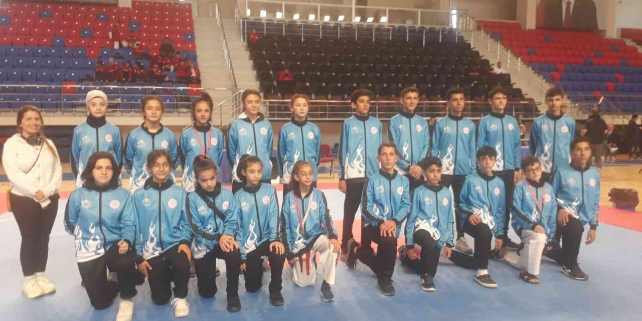 Tekvandocular Analig Finalinde Konya’yı Temsil Edecek