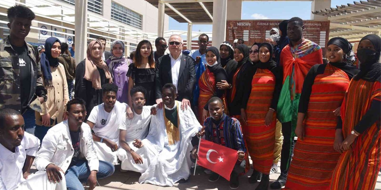 KMÜ’de 22 Ülkeden Yüzlerle Öğrenci Kültürlerini Tanıttı
