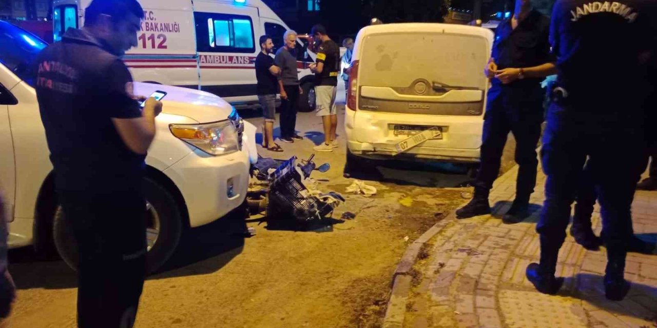 Motosiklete Çarpan Rus Turist Fren Yerine Gaza Bastı