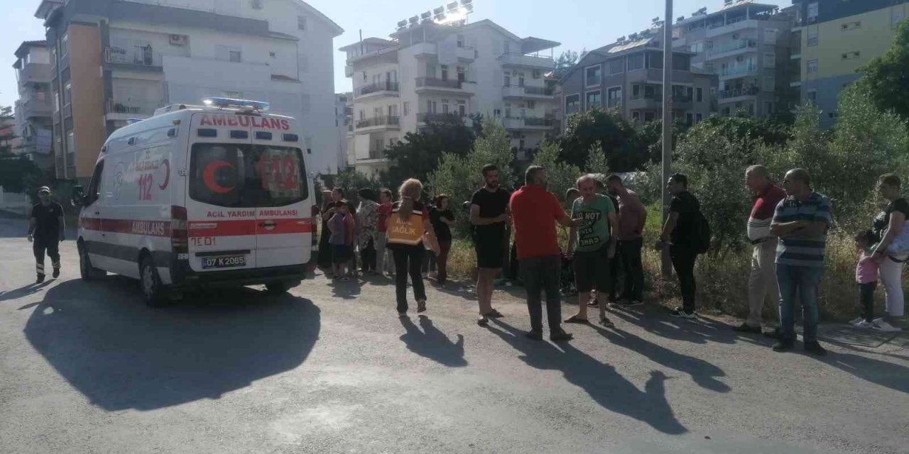 Ticari Taksi Motosiklete Çarptı: 1 Yaralı