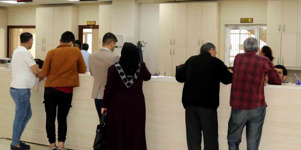 Akdeniz Belediyesinde Vezneler 19 Mayıs’ta Açık Olacak