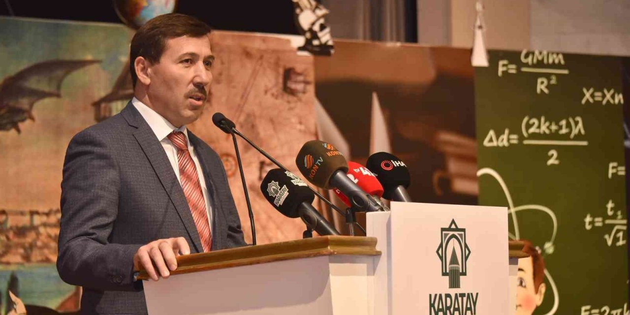 15 Bin Öğrenci Ecdadını Hem Tiyatroyla Hem De Okuyarak Tanıyacak