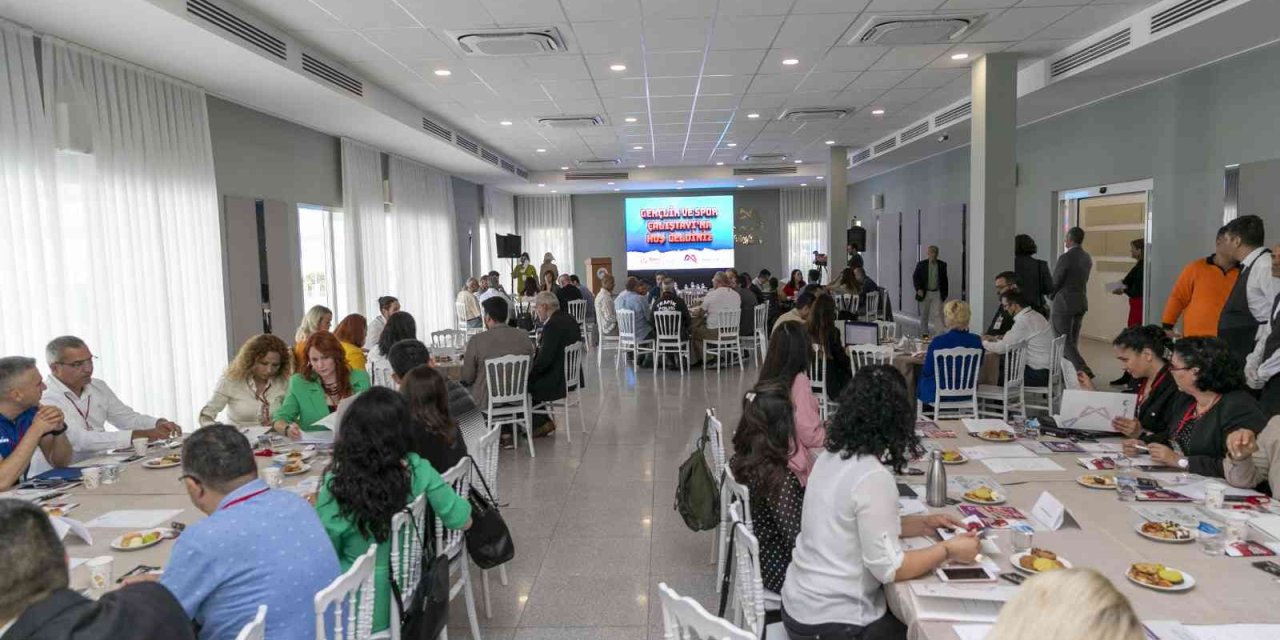 Mersin’de ’gençlik Ve Spor Çalıştayı’ Düzenlendi