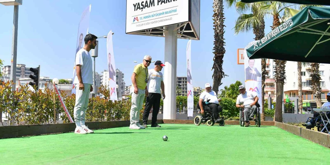 Mersin’de ’Engelsiz Bocce Turnuvası’ Düzenlendi