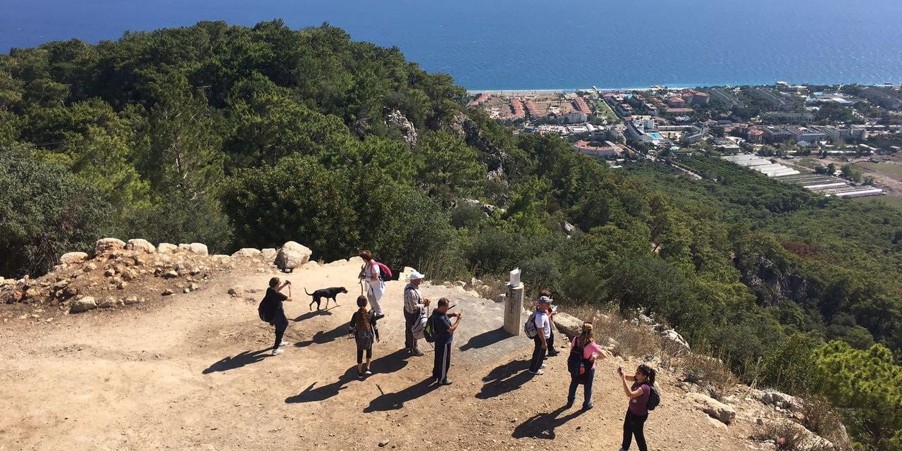 ‘Doğada Huzur Var’ Sloganıyla Doğa Yürüyüşü Etkinlikleri