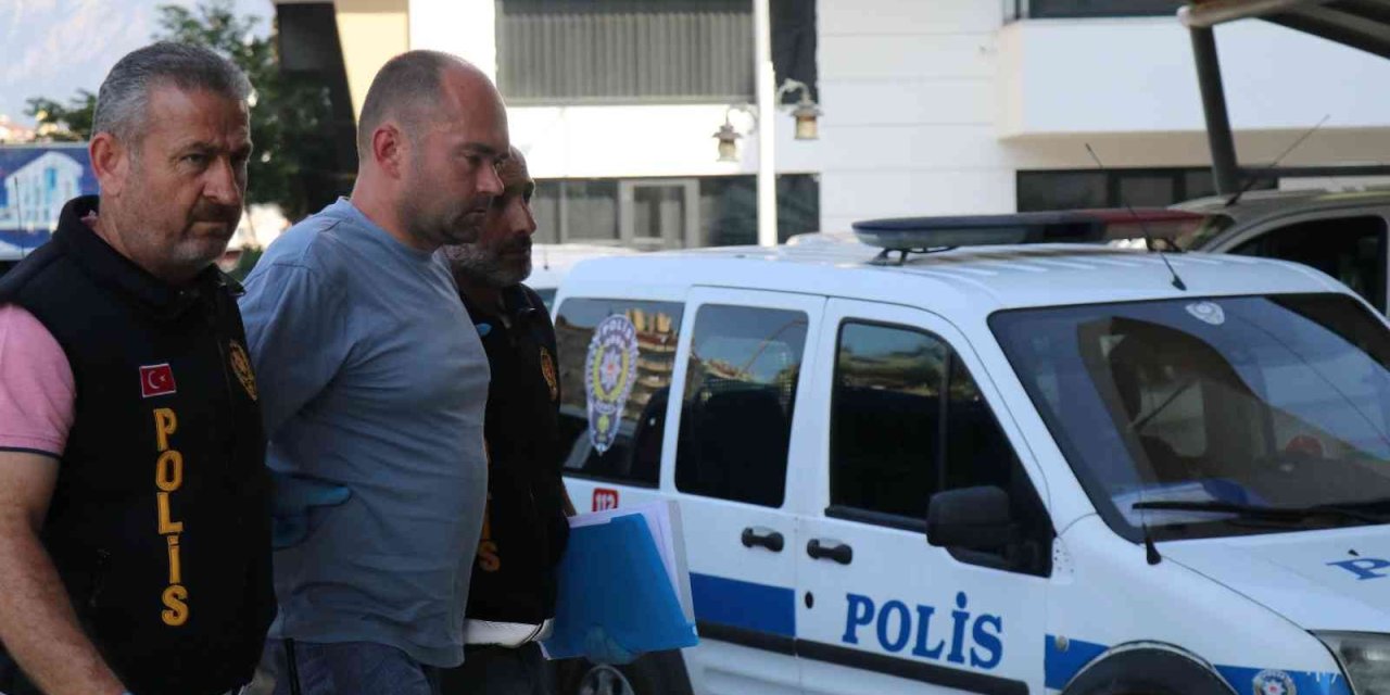 Antalya'da Ukraynalı Eski Vekil Baba Dehşeti