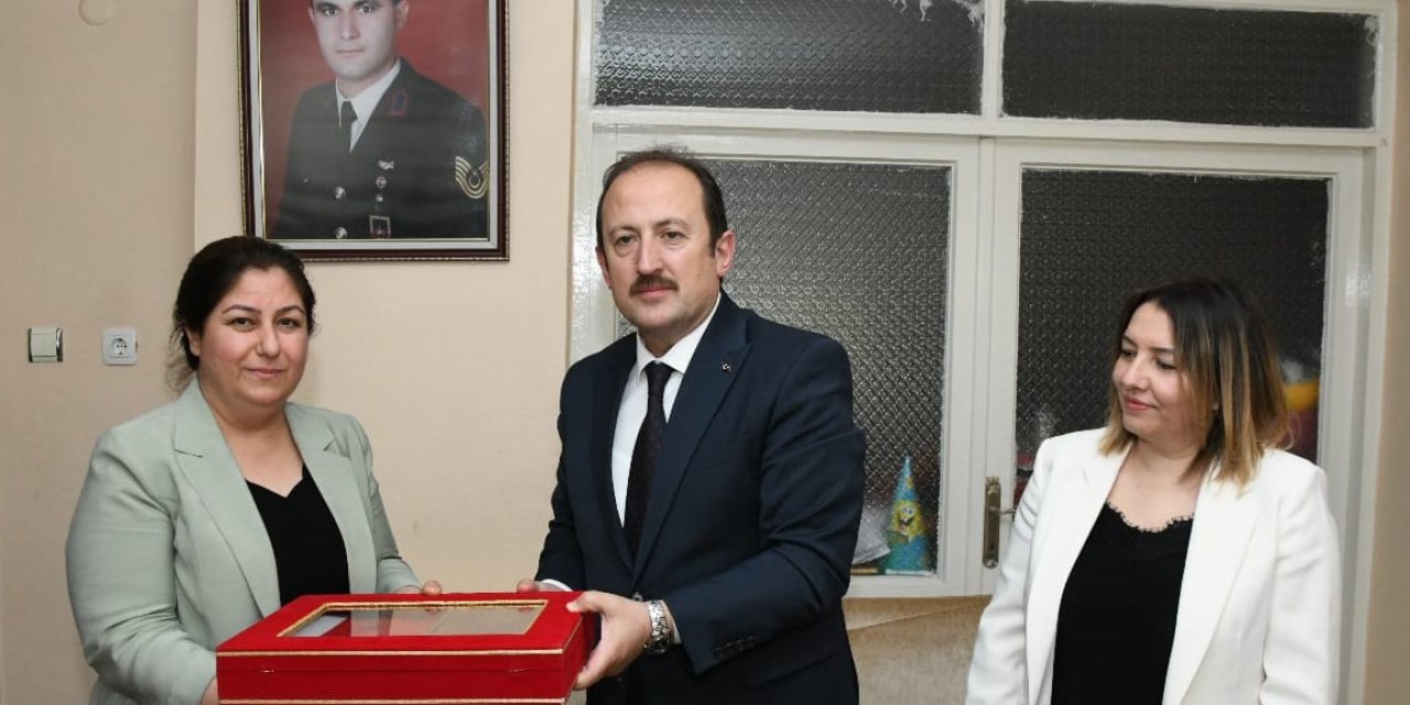 Vali Pehlivan, Mersin’deki İlk Ziyaretini Şehit Ailesine Yaptı