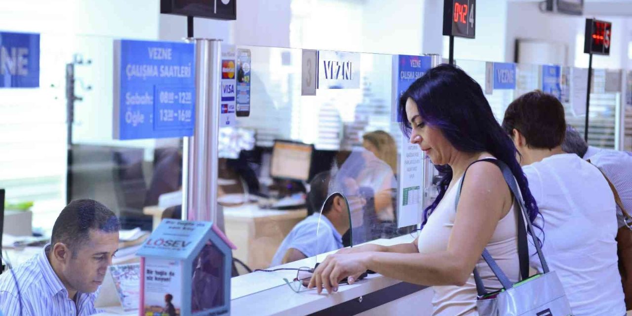 Muratpaşa’da Vezne Saatleri Düzenlendi