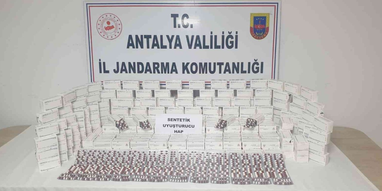 Antalya’da Piyasa Değeri 1 Milyon 500 Bin Tl Değerinde Uyuşturucu Ele Geçirildi