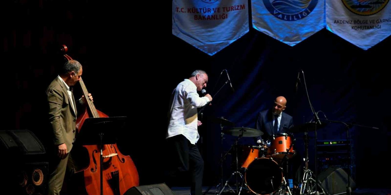 Cazın Kalbi Mersin’de Attı