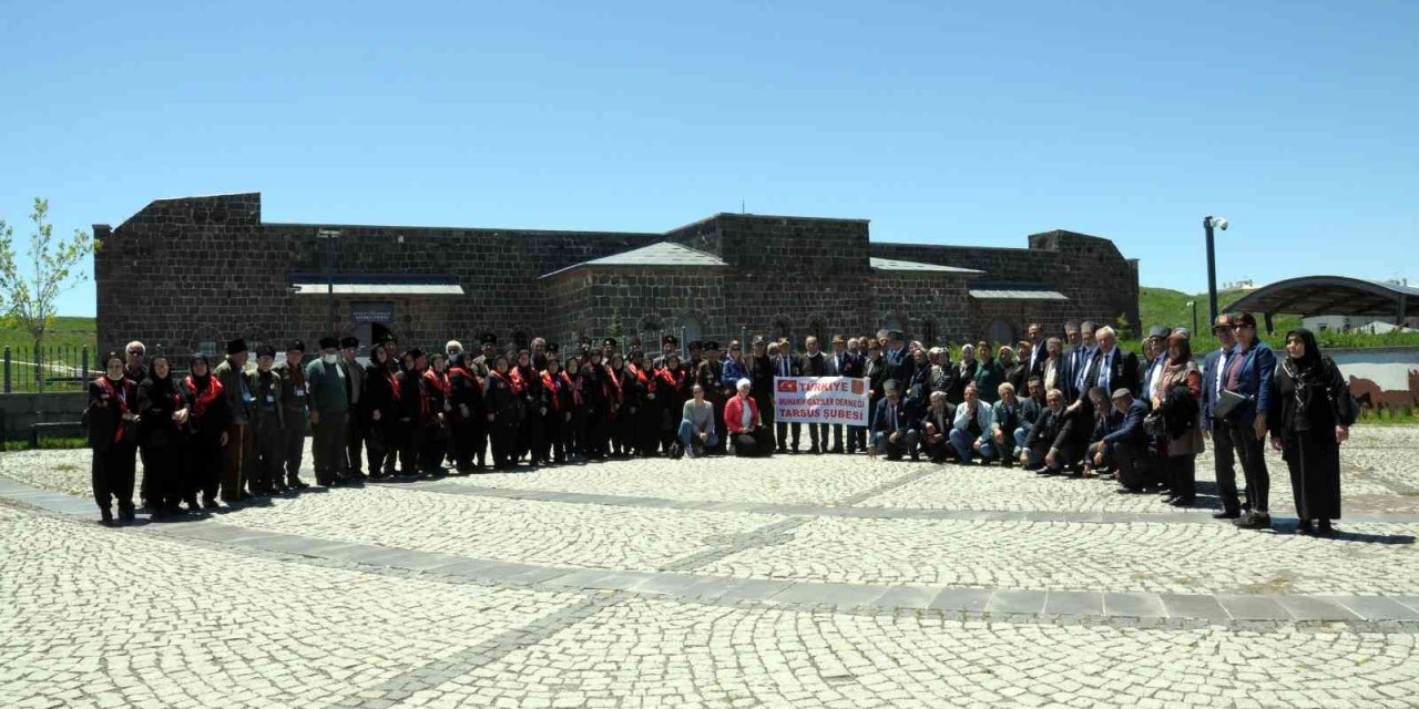 Tarsuslu Gaziler Sarıkamış’ı Ziyaret Etti