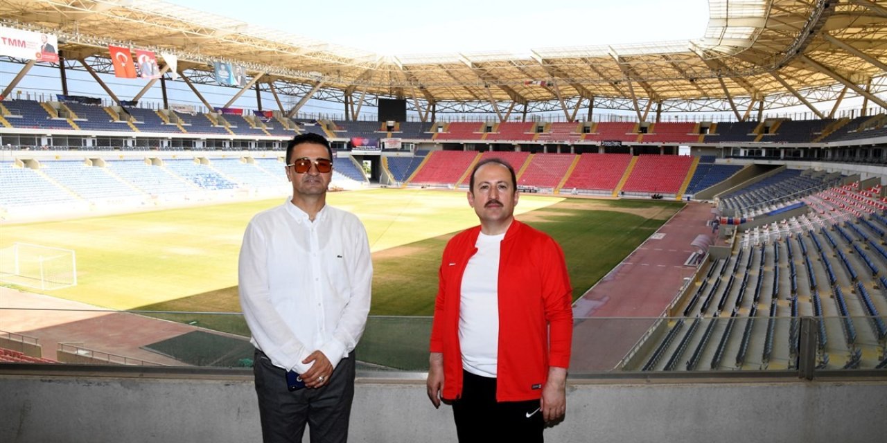 Vali Pehlivan, Spor Tesislerinde İncelemelerde Bulundu